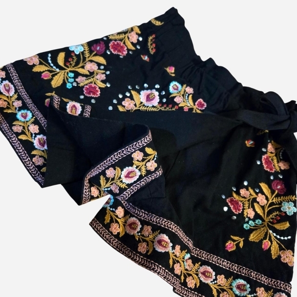 Zara Womens XS Embroidered Mini Skort Wrap Tapestry Floral Boho Hippie Festival - Picture 4 of 7